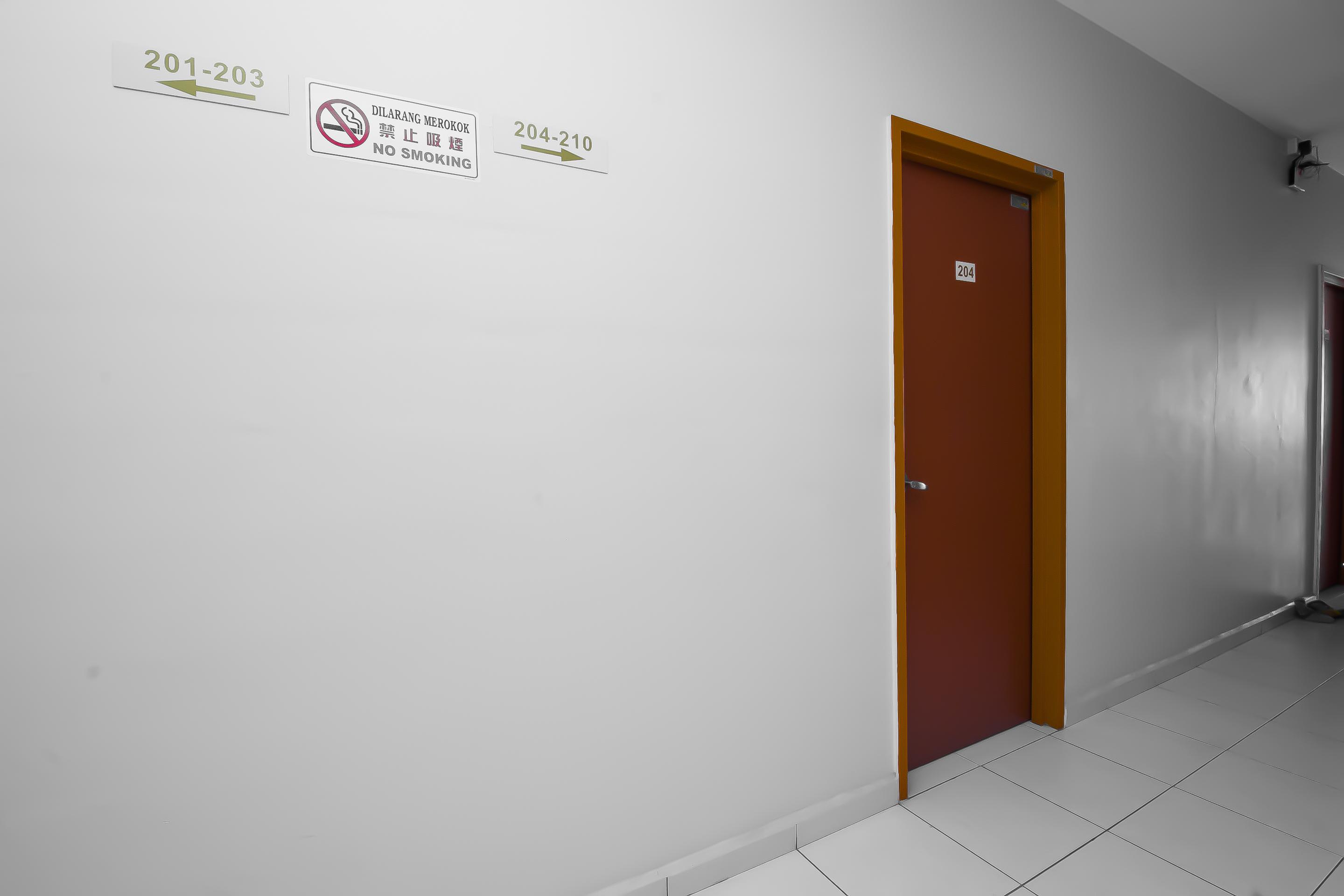 Oyo 582 Hotel Walk Inn Kampong Pasir Puteh  Bagian luar foto