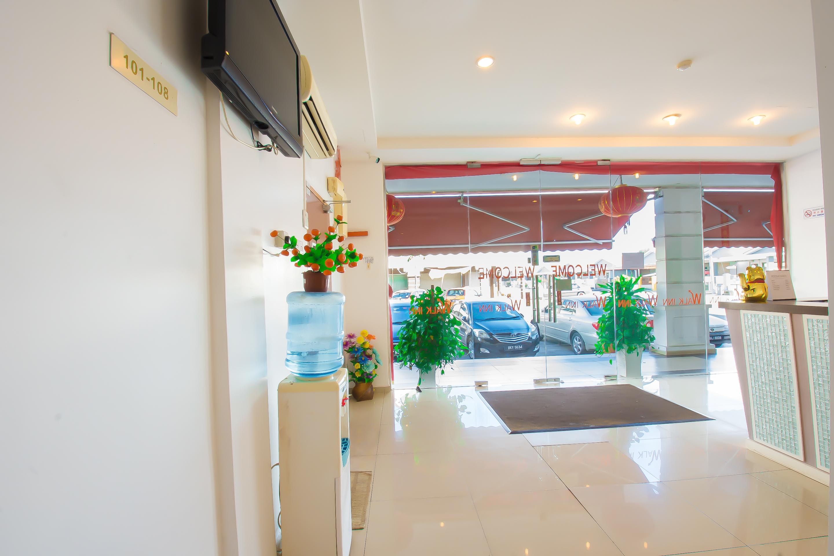 Oyo 582 Hotel Walk Inn Kampong Pasir Puteh  Bagian luar foto