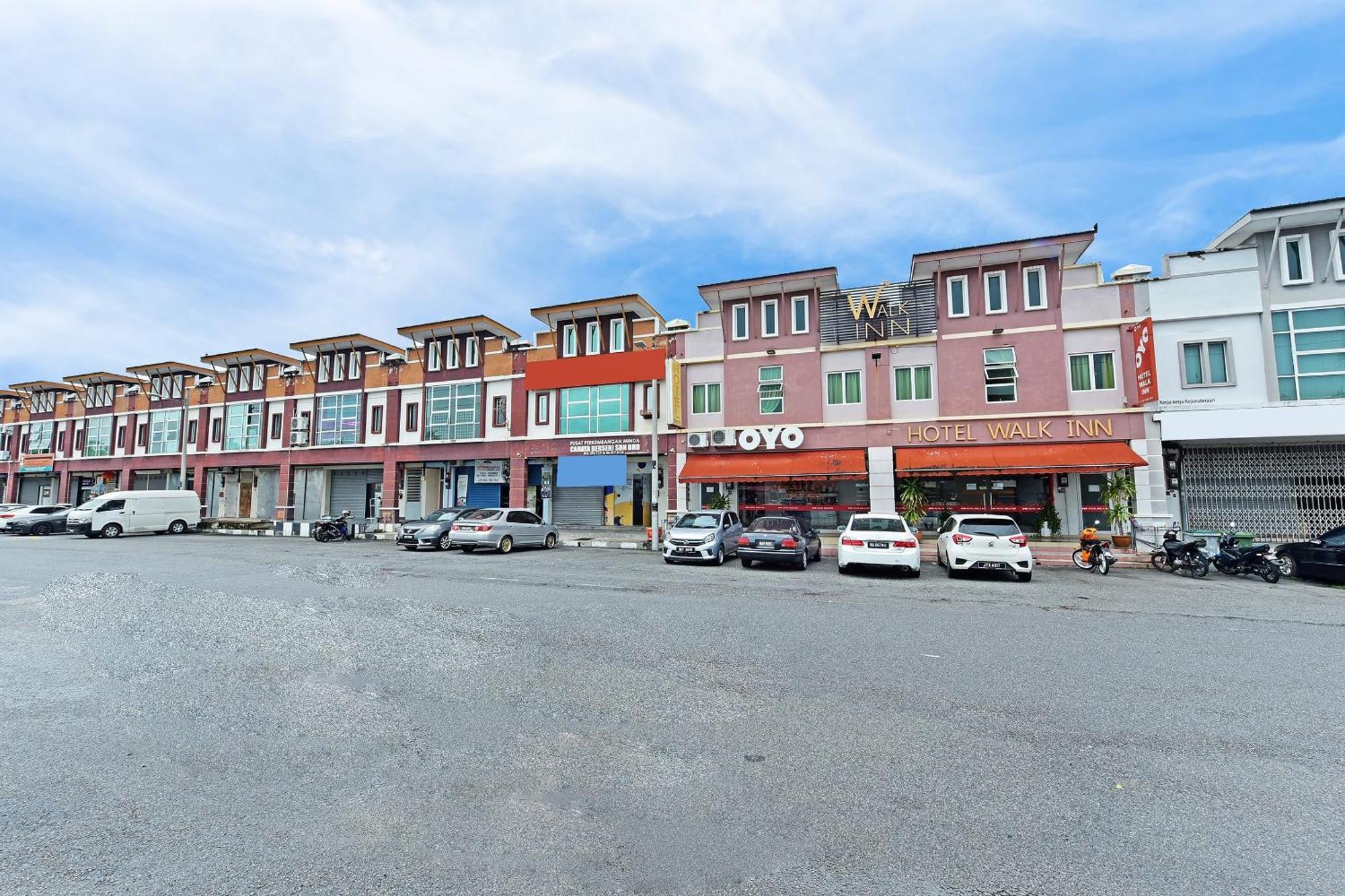 Oyo 582 Hotel Walk Inn Kampong Pasir Puteh  Bagian luar foto