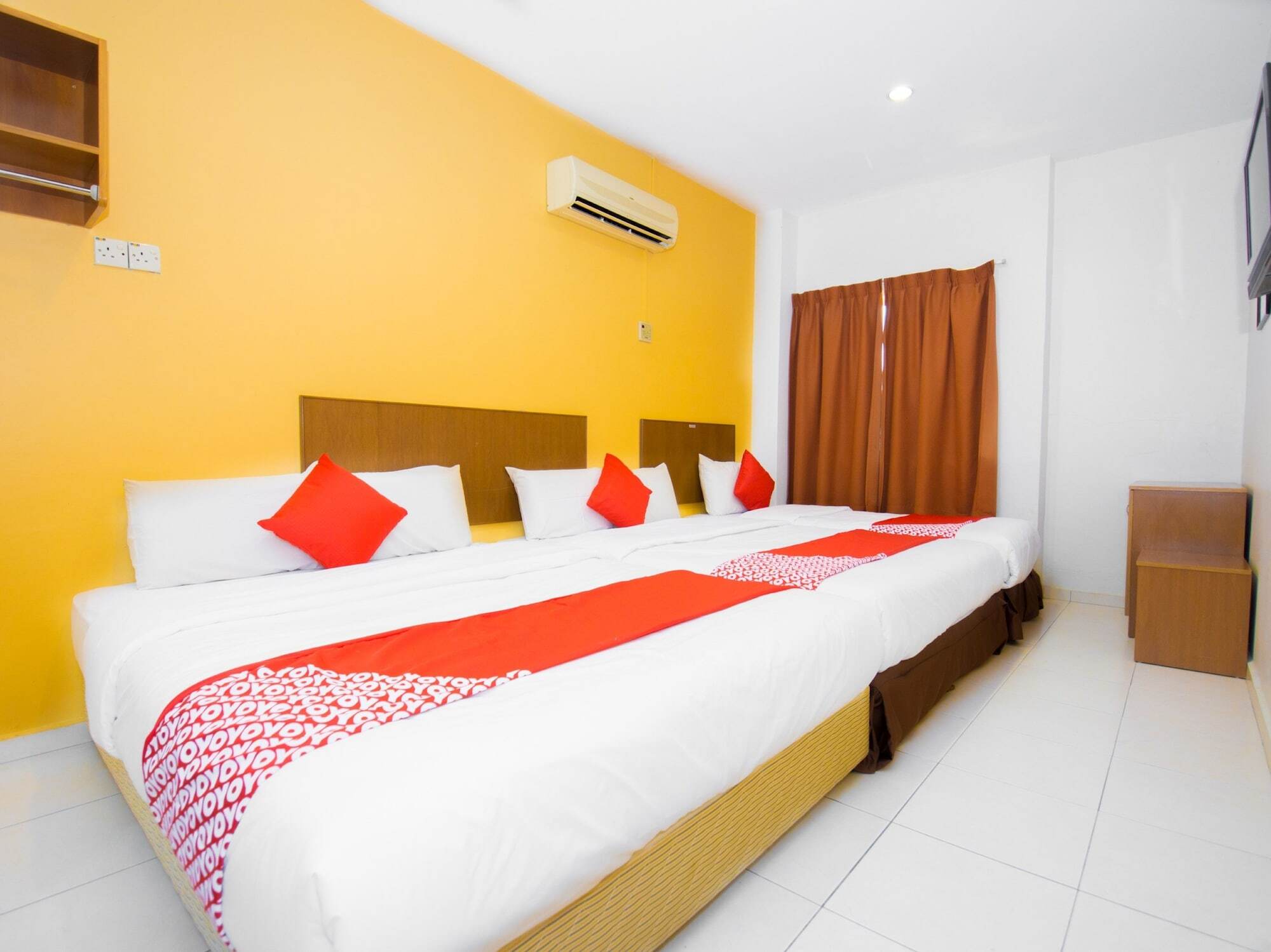 Oyo 582 Hotel Walk Inn Kampong Pasir Puteh  Bagian luar foto